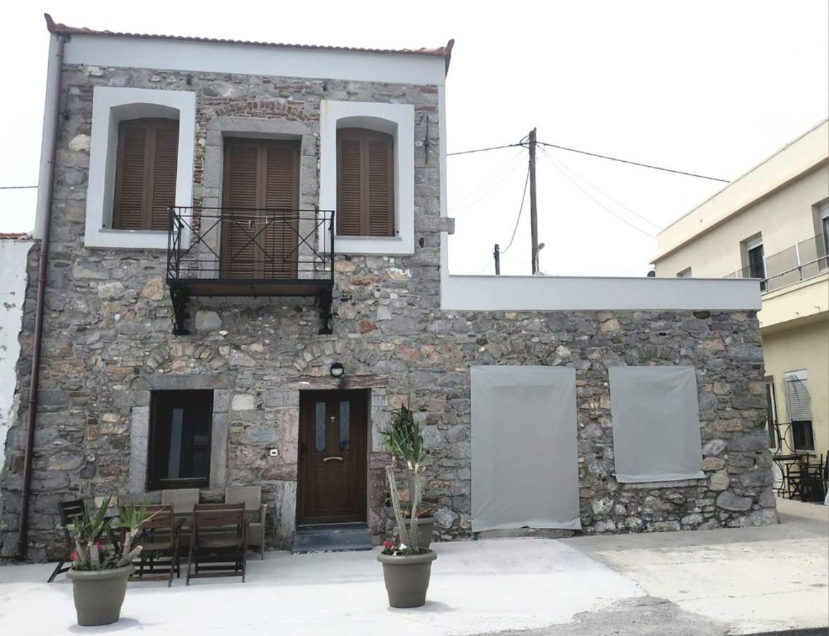 Two-Storey House In Kardamyla Mármaron Exterior photo